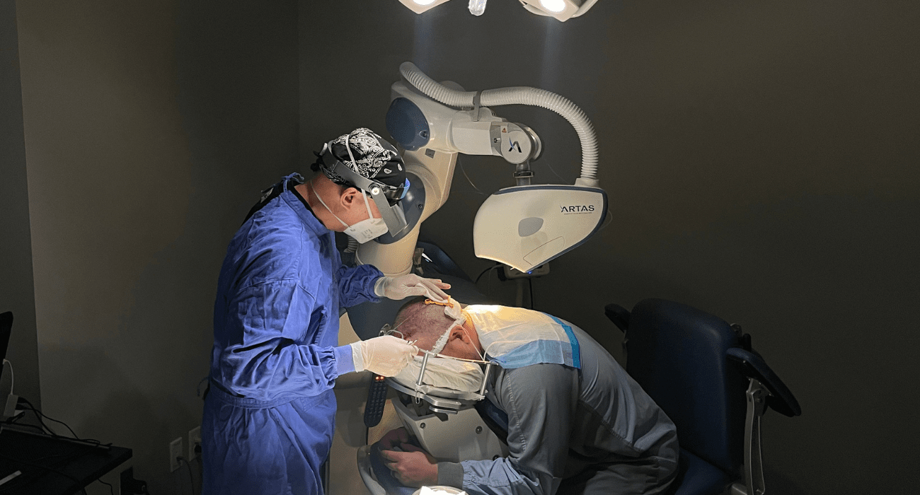 Manual FUE vs ARTAS Robotic FUE Hair Transplant